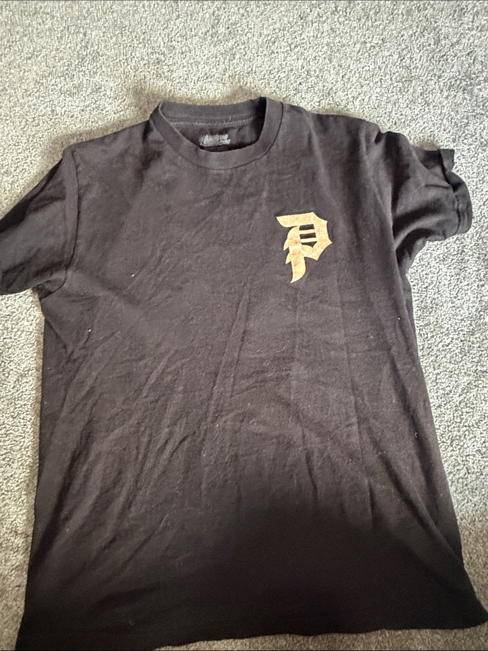 Men's Black Short-Sleeve Graphic T-Shirt with Gold Logo